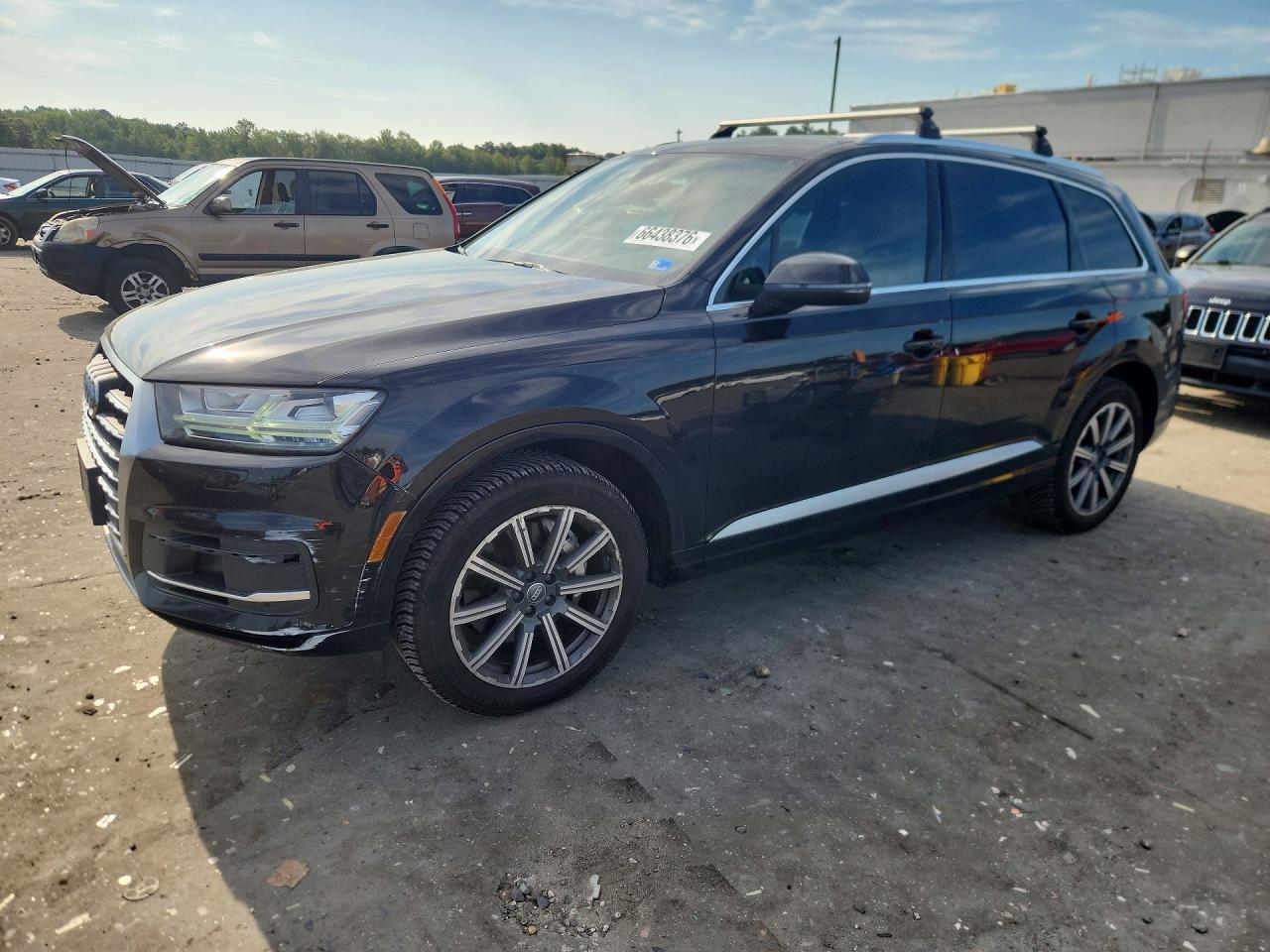 2017 AUDI Q7 WA1LAAF71HD023872