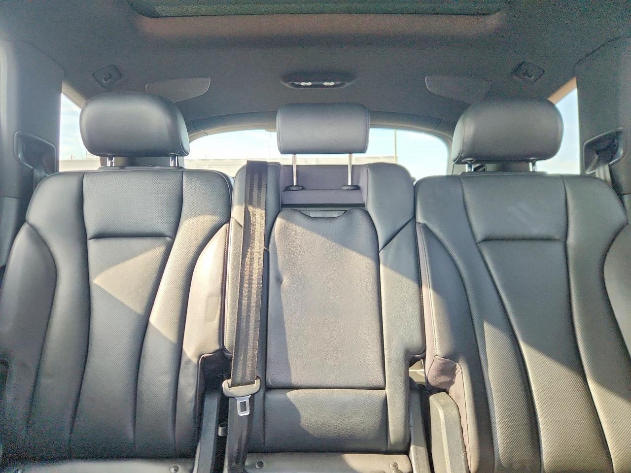 WA1LAAF71HD023872 2017 AUDI Q7 photo no. 10