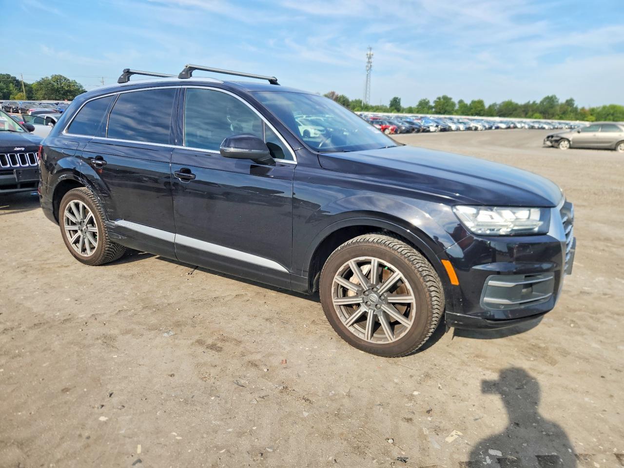 WA1LAAF71HD023872 2017 AUDI Q7 photo no. 4