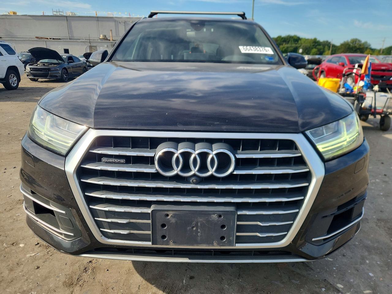 WA1LAAF71HD023872 2017 AUDI Q7 photo no. 5