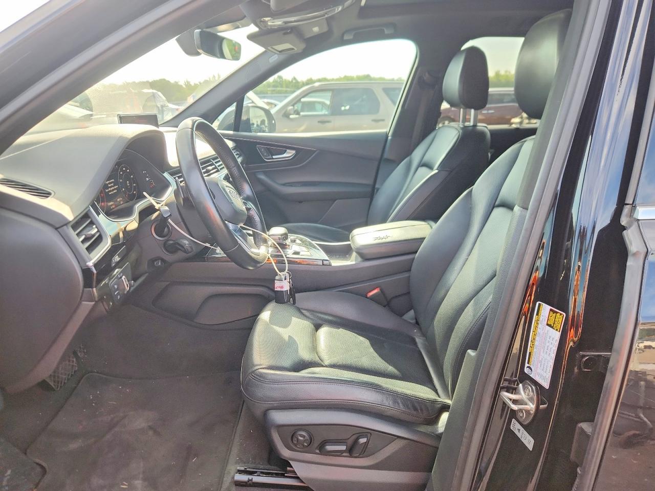 WA1LAAF71HD023872 2017 AUDI Q7 photo no. 7