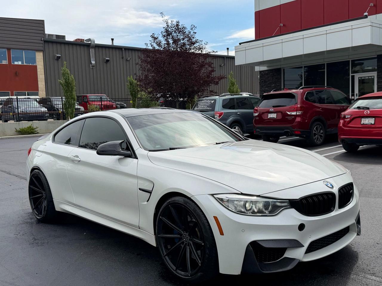 2015 BMW M4 WBS3R9C51FK334378