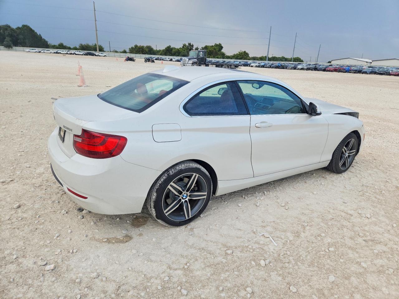 2017 BMW 230XI — Фото 3 из 12