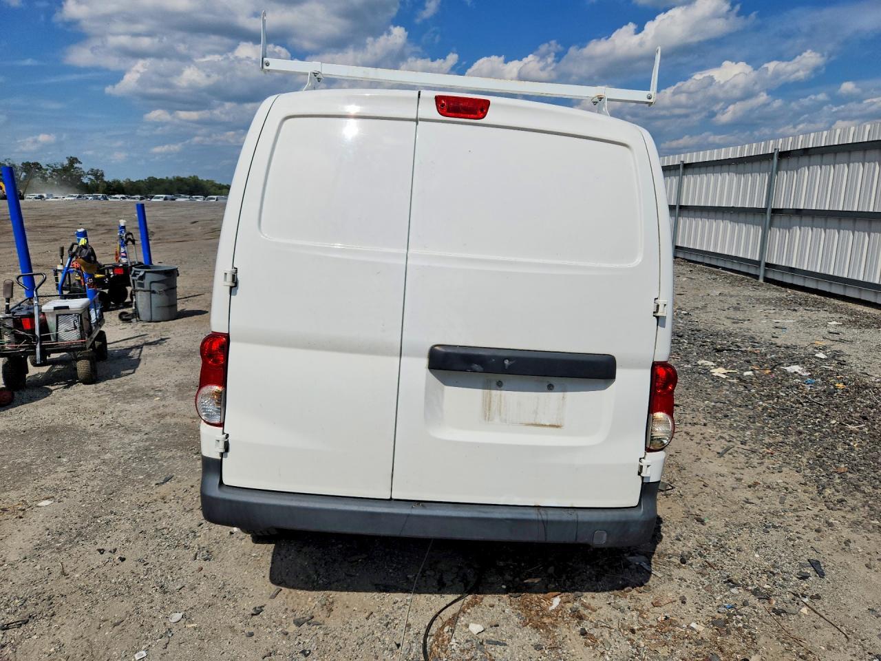 2015 CHEVROLET CITY EXPRESS LS — Фото 6 из 13