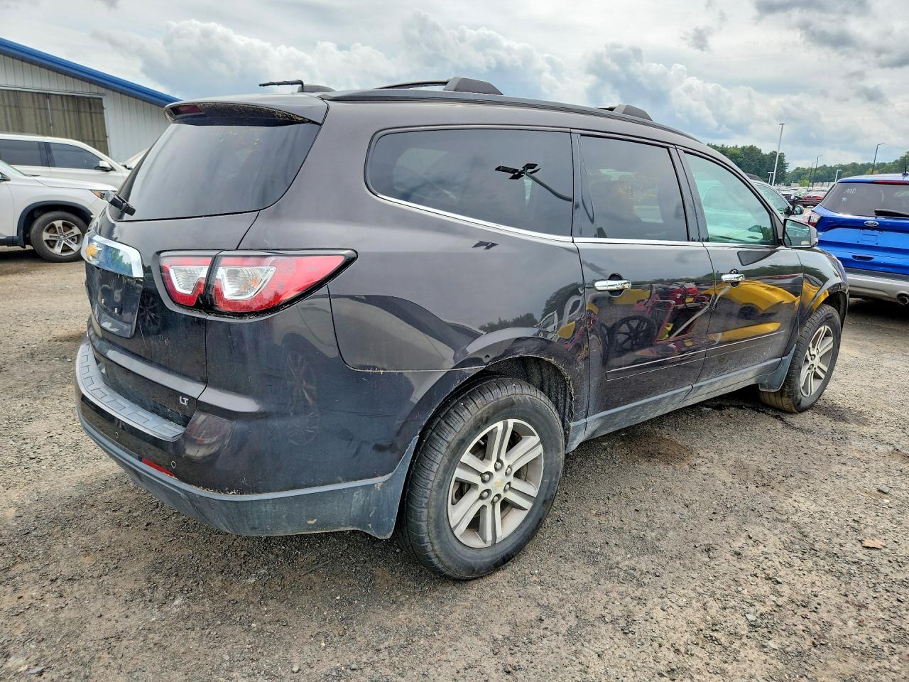 2017 CHEVROLET TRAVERSE LT — Фото 3 из 13