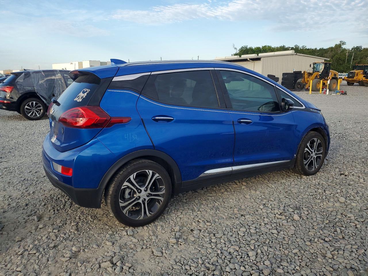 2017 CHEVROLET BOLT EV PREMIER — Фото 3 из 14