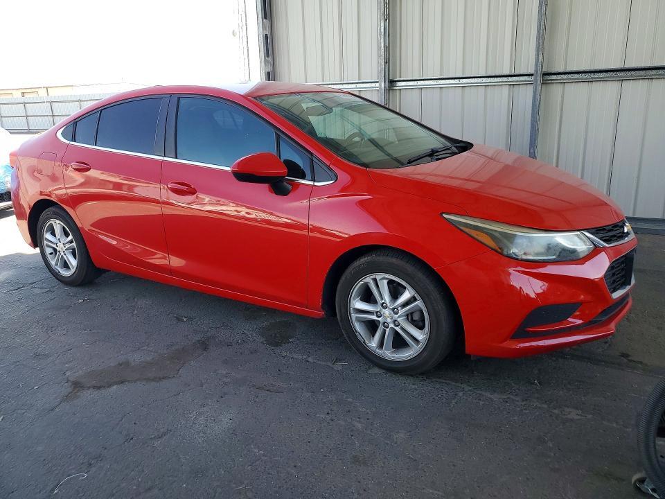 1G1BE5SM7H7102950 2017 CHEVROLET CRUZE photo no. 4