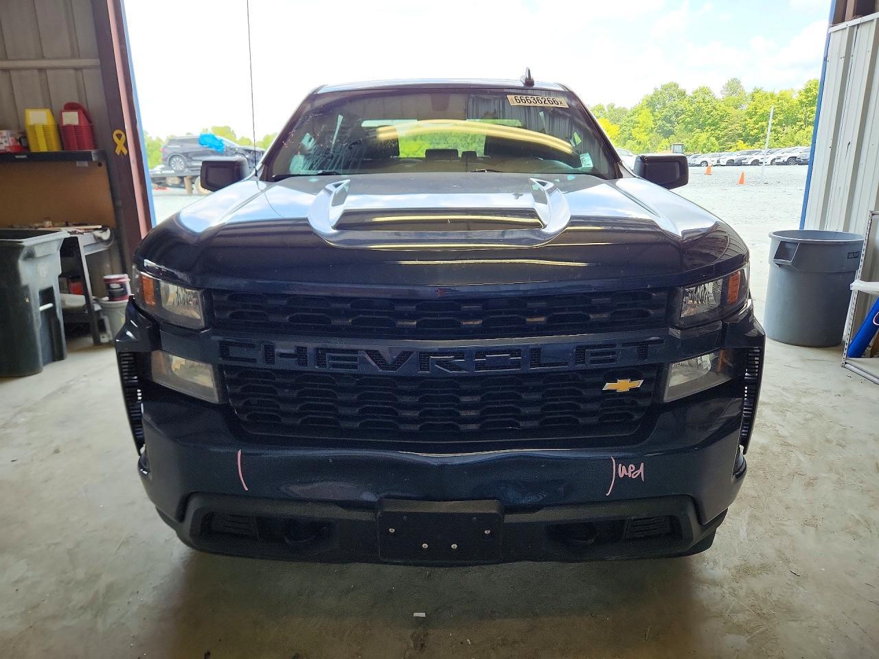 2020 CHEVROLET SILVERADO K1500 CUSTOM — Фото 5 из 12