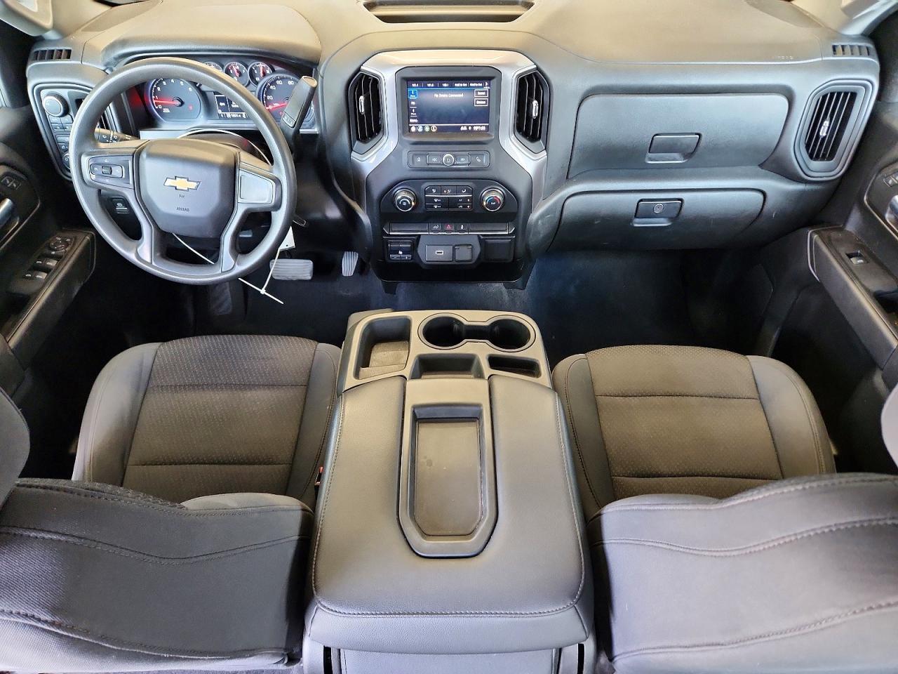 2020 CHEVROLET SILVERADO K1500 CUSTOM — Фото 8 из 12