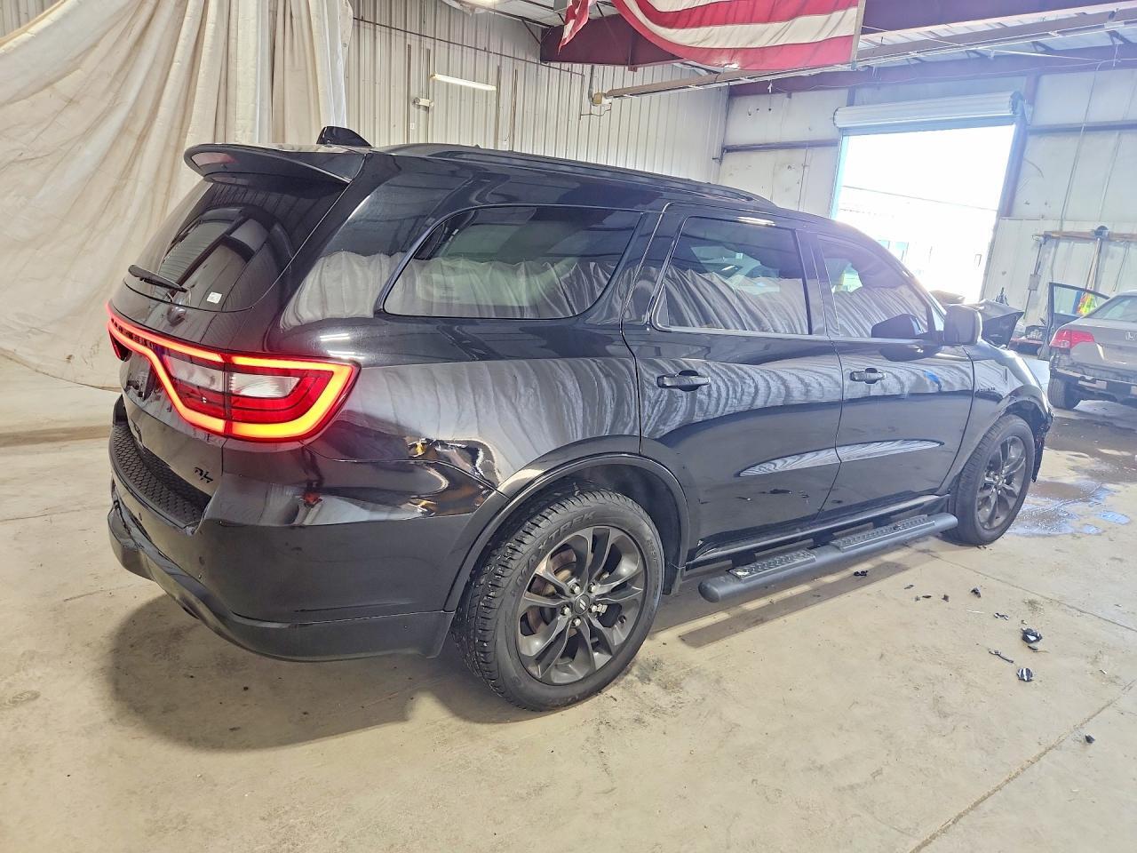 2024 DODGE DURANGO R/T — Фото 3 из 12