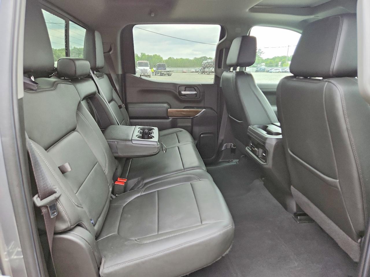 2022 CHEVROLET SILVERADO LTD K1500 RST — Фото 11 из 13