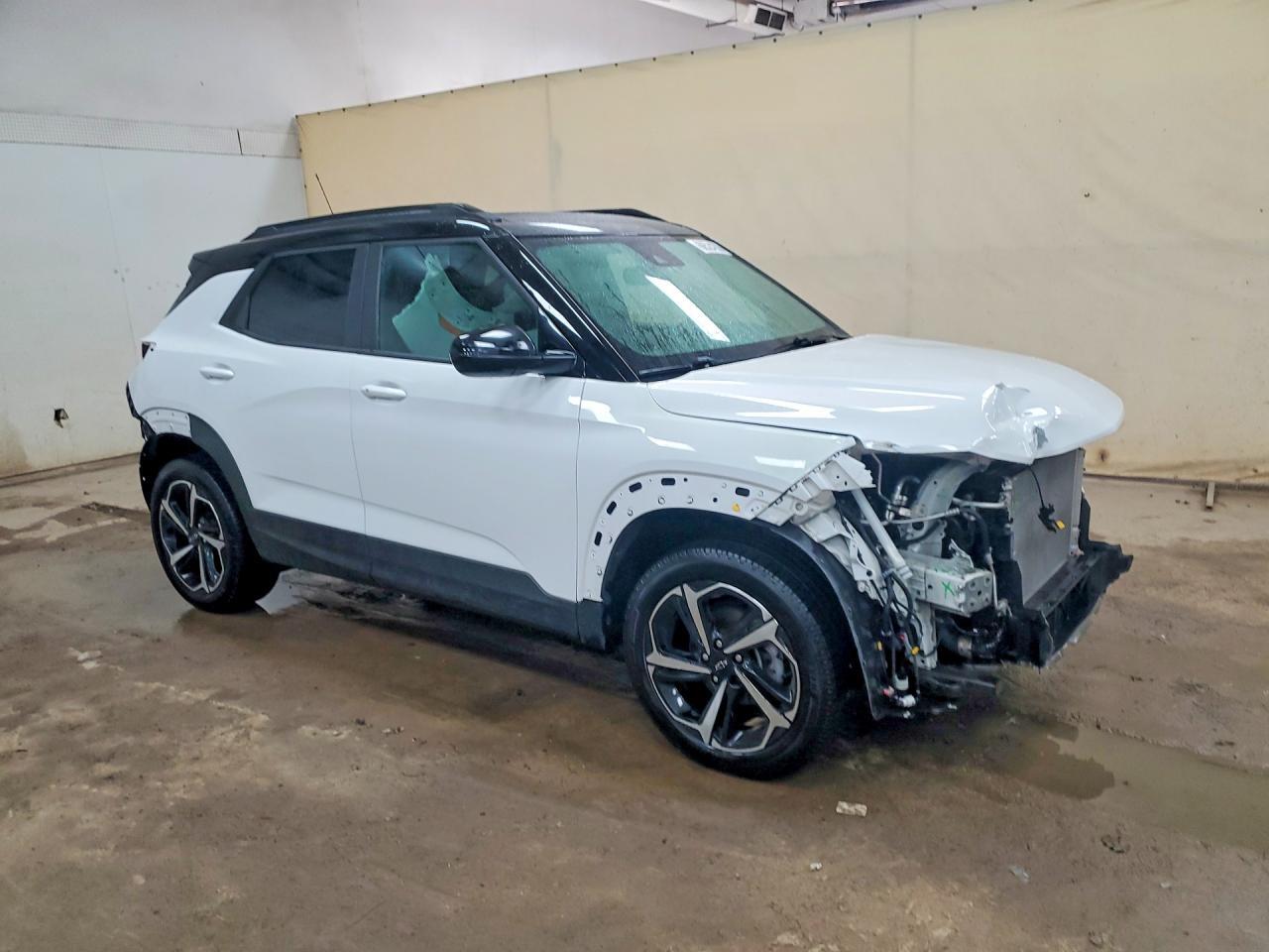 2021 CHEVROLET TRAILBLAZER RS — Фото 4 из 14