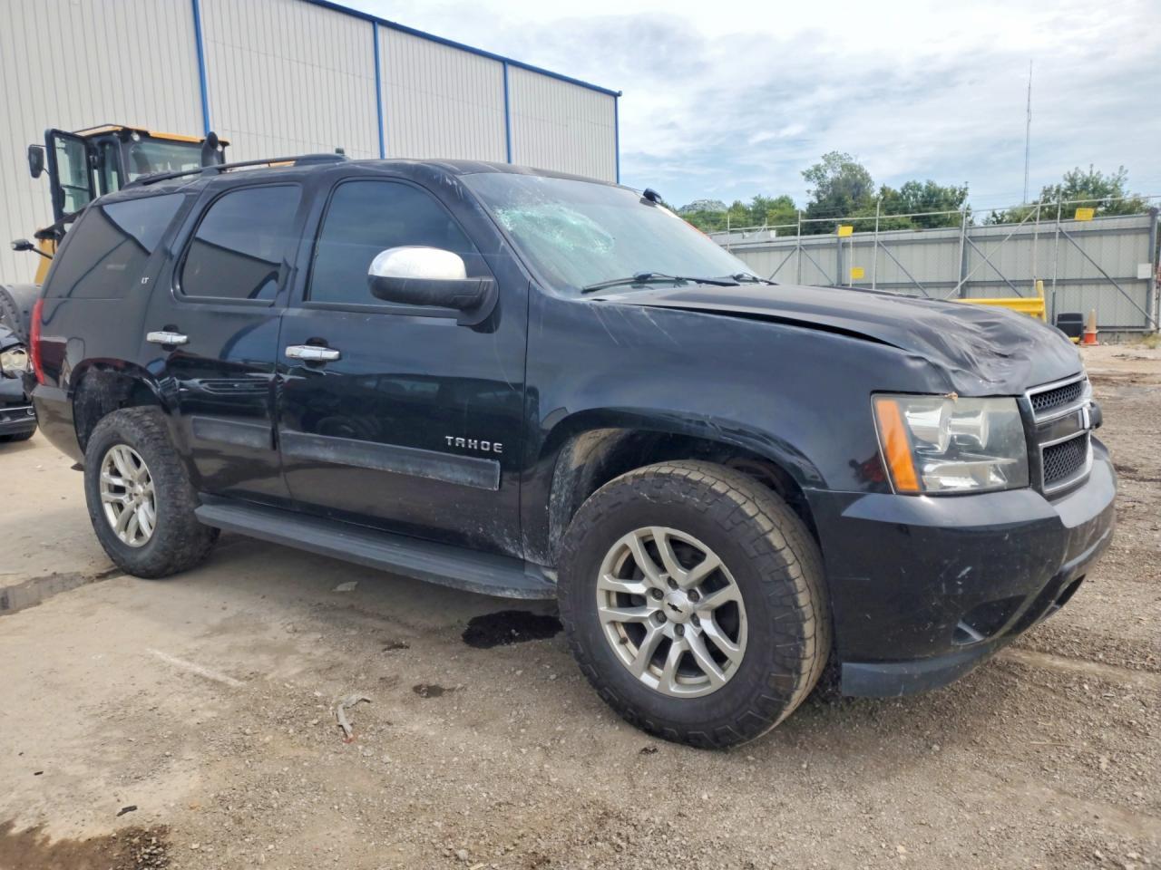 2013 CHEVROLET TAHOE K1500 LT — Фото 4 из 13