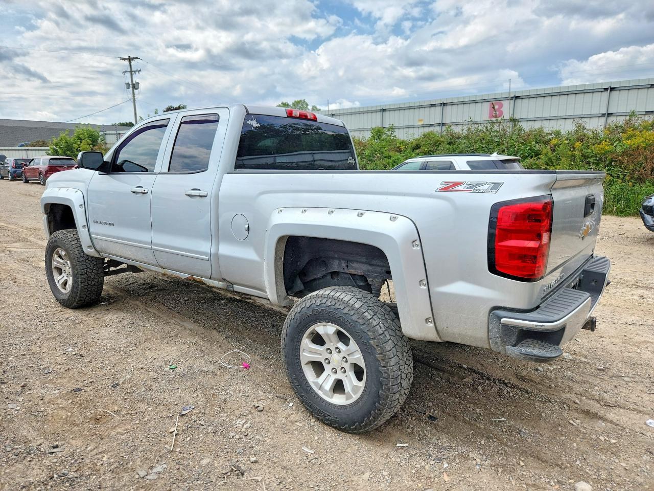 2016 CHEVROLET SILVERADO K1500 LT — Фото 2 из 12