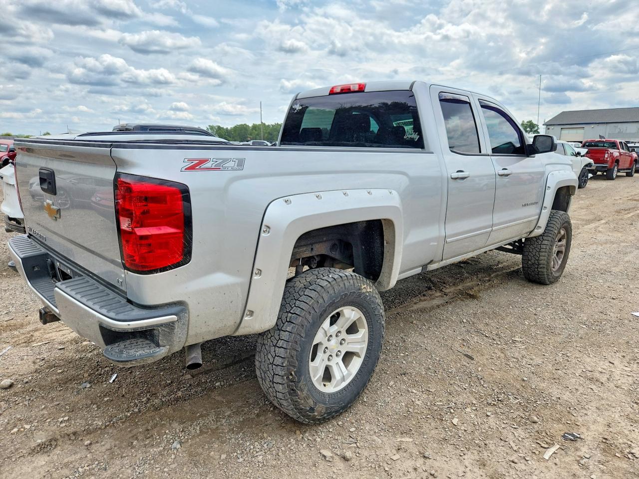 2016 CHEVROLET SILVERADO K1500 LT — Фото 3 из 12