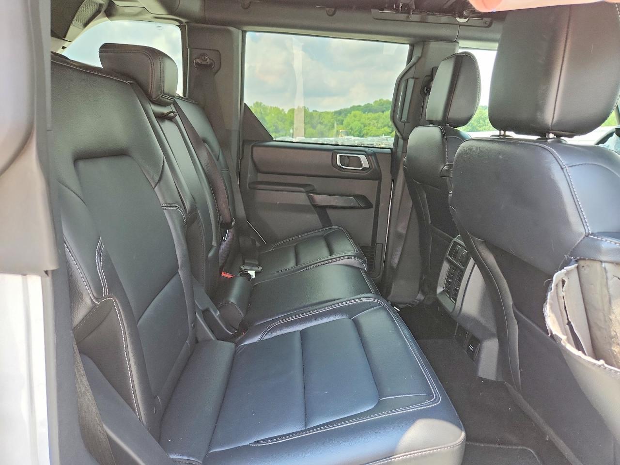 2025 FORD BRONCO OUTER BANKS — Фото 11 из 13