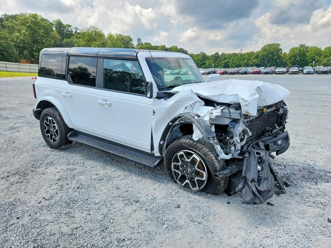 2025 FORD BRONCO OUTER BANKS — Фото 4 из 13