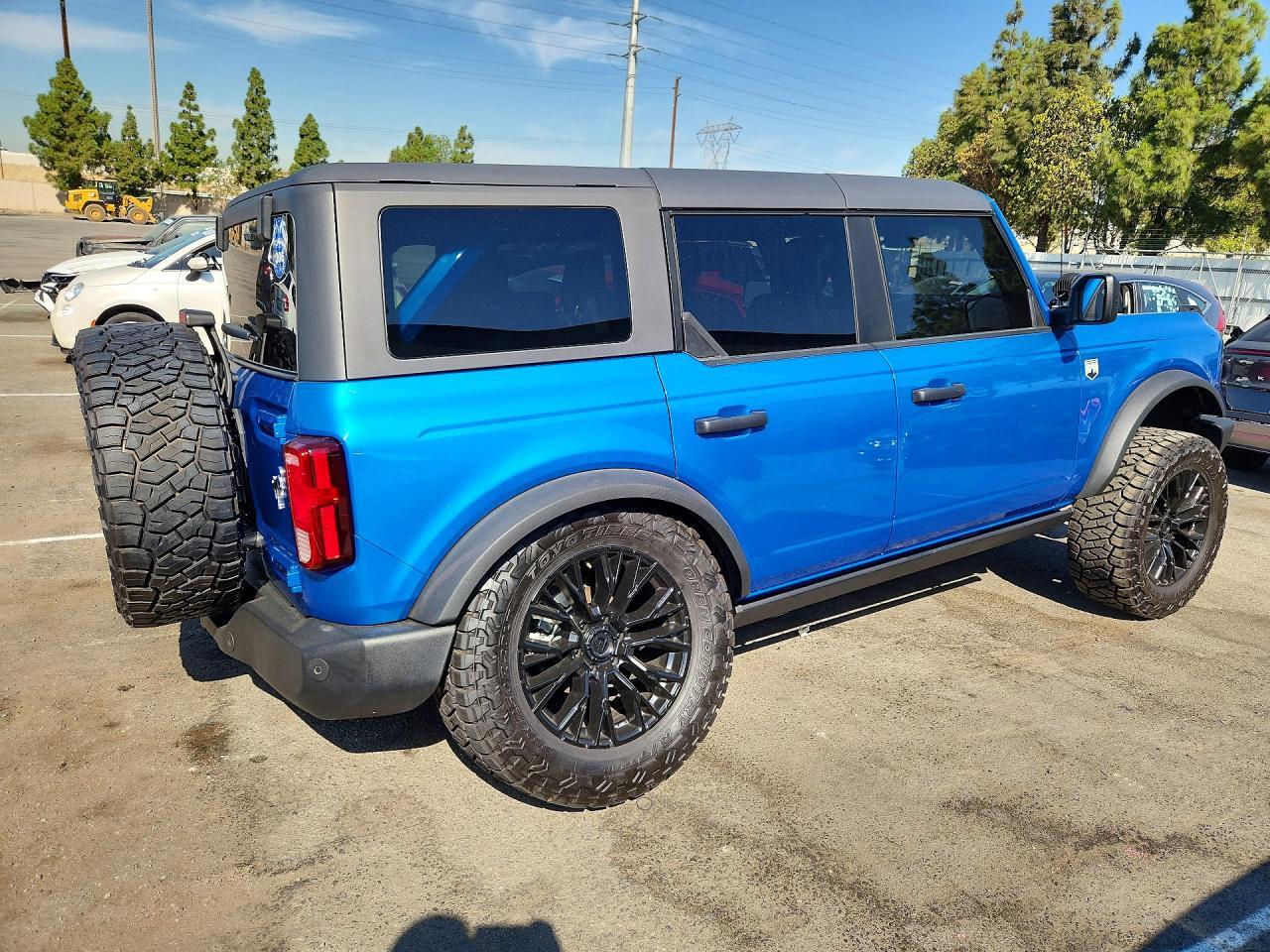 2025 FORD BRONCO BIG BEND — Фото 3 из 13