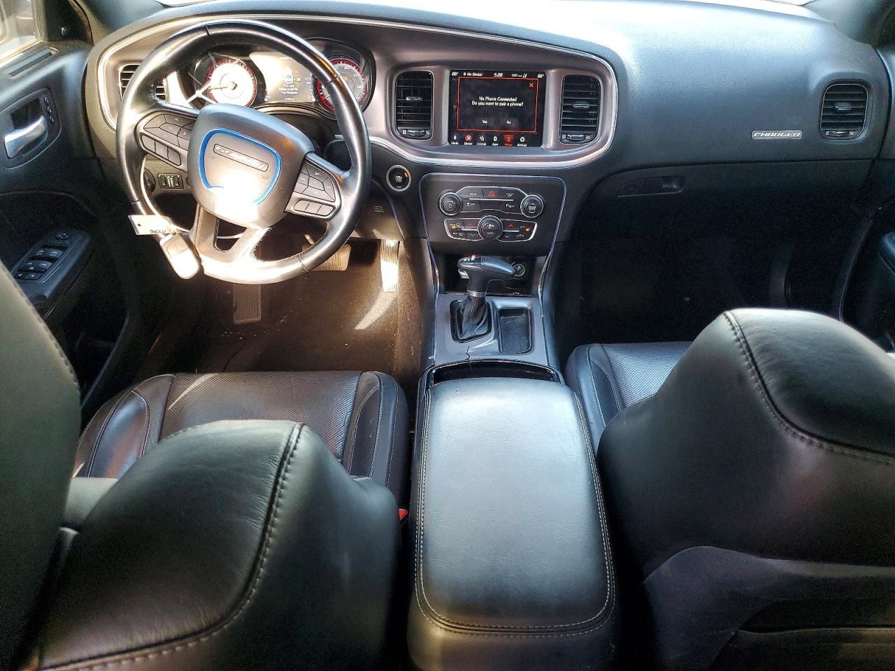 2021 DODGE CHARGER SXT — Фото 8 из 12