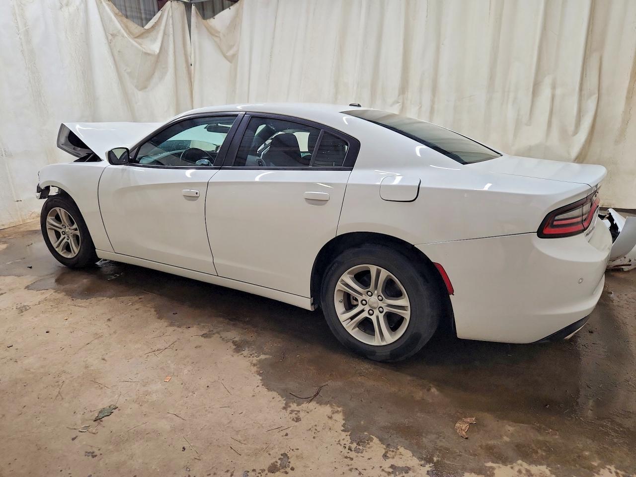 2022 DODGE CHARGER SXT — Фото 2 из 13