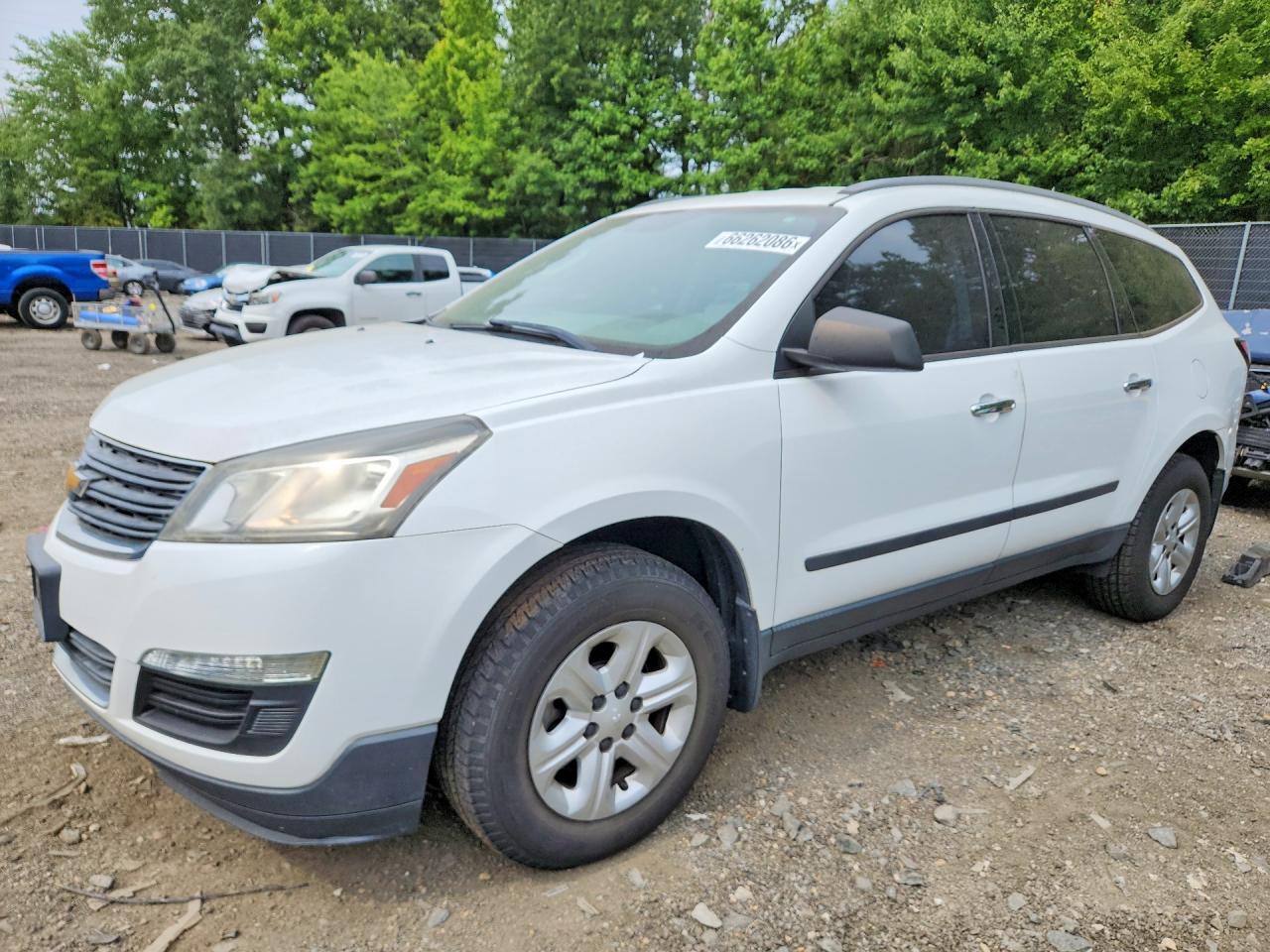 2016 CHEVROLET TRAVERSE LS