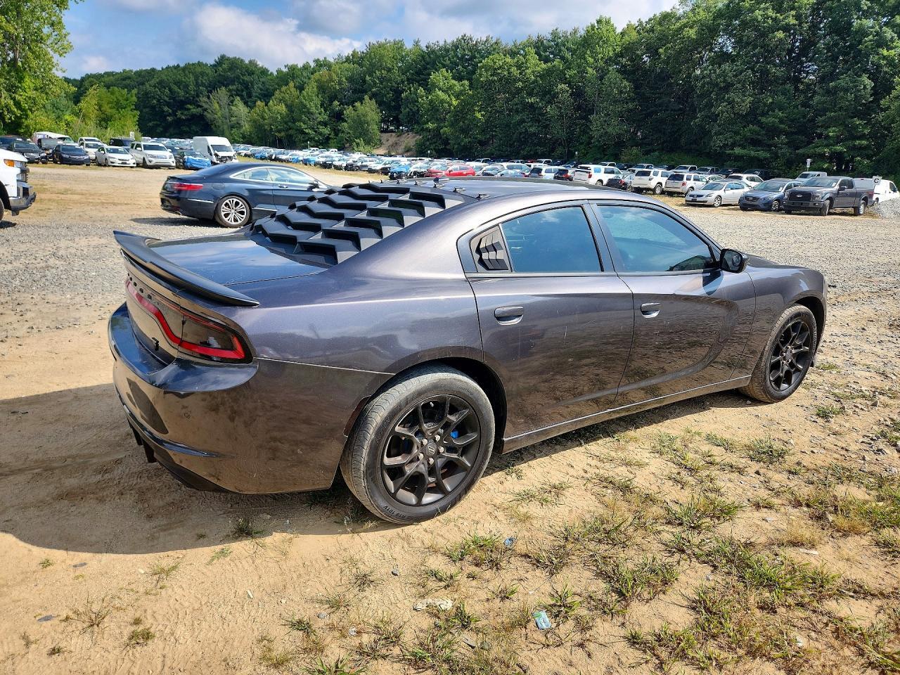 2015 DODGE CHARGER SE — Фото 3 из 12