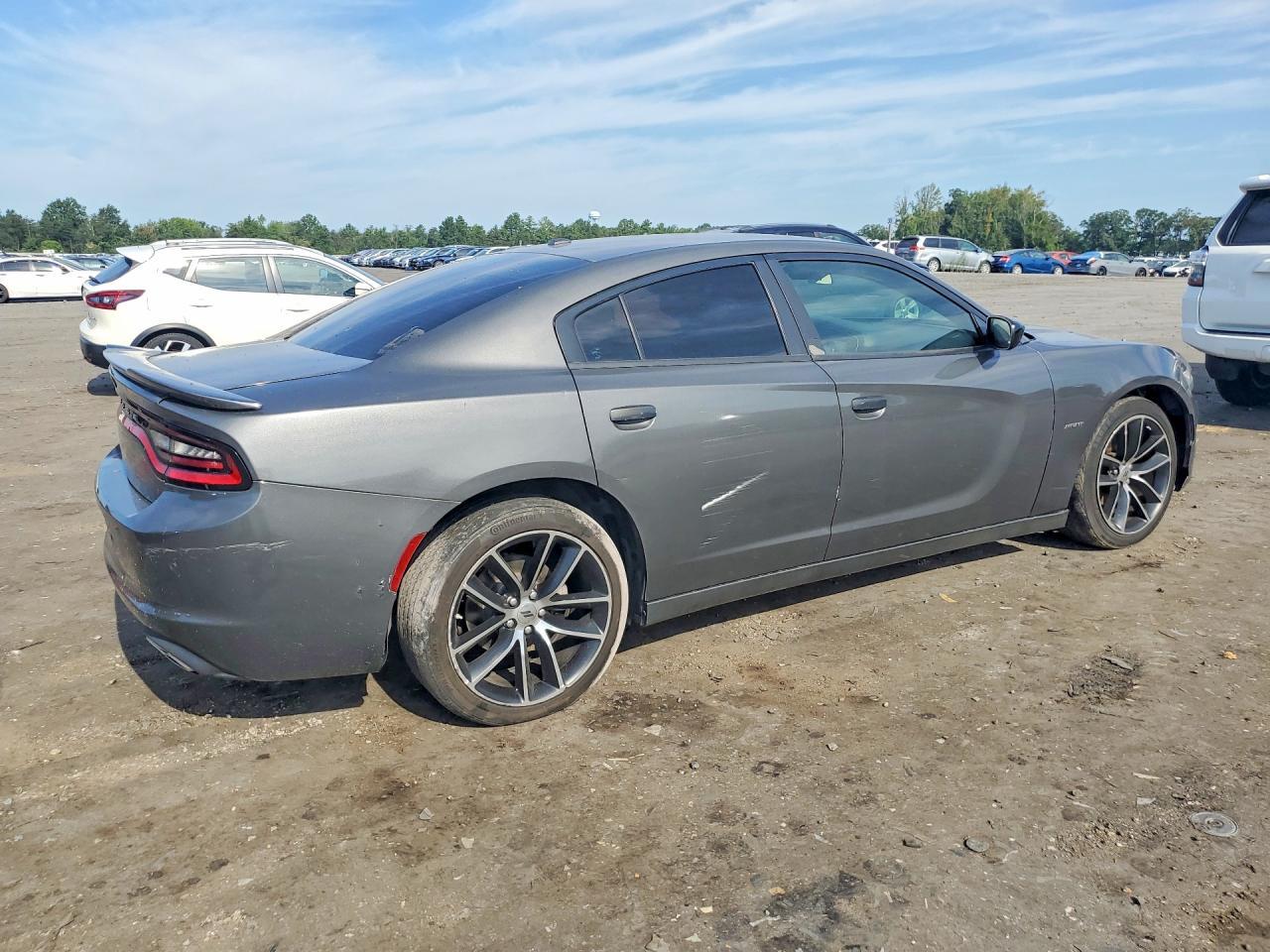 2019 DODGE CHARGER SXT — Фото 3 из 12