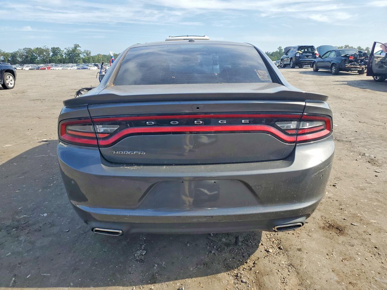 2019 DODGE CHARGER SXT — Фото 6 из 12