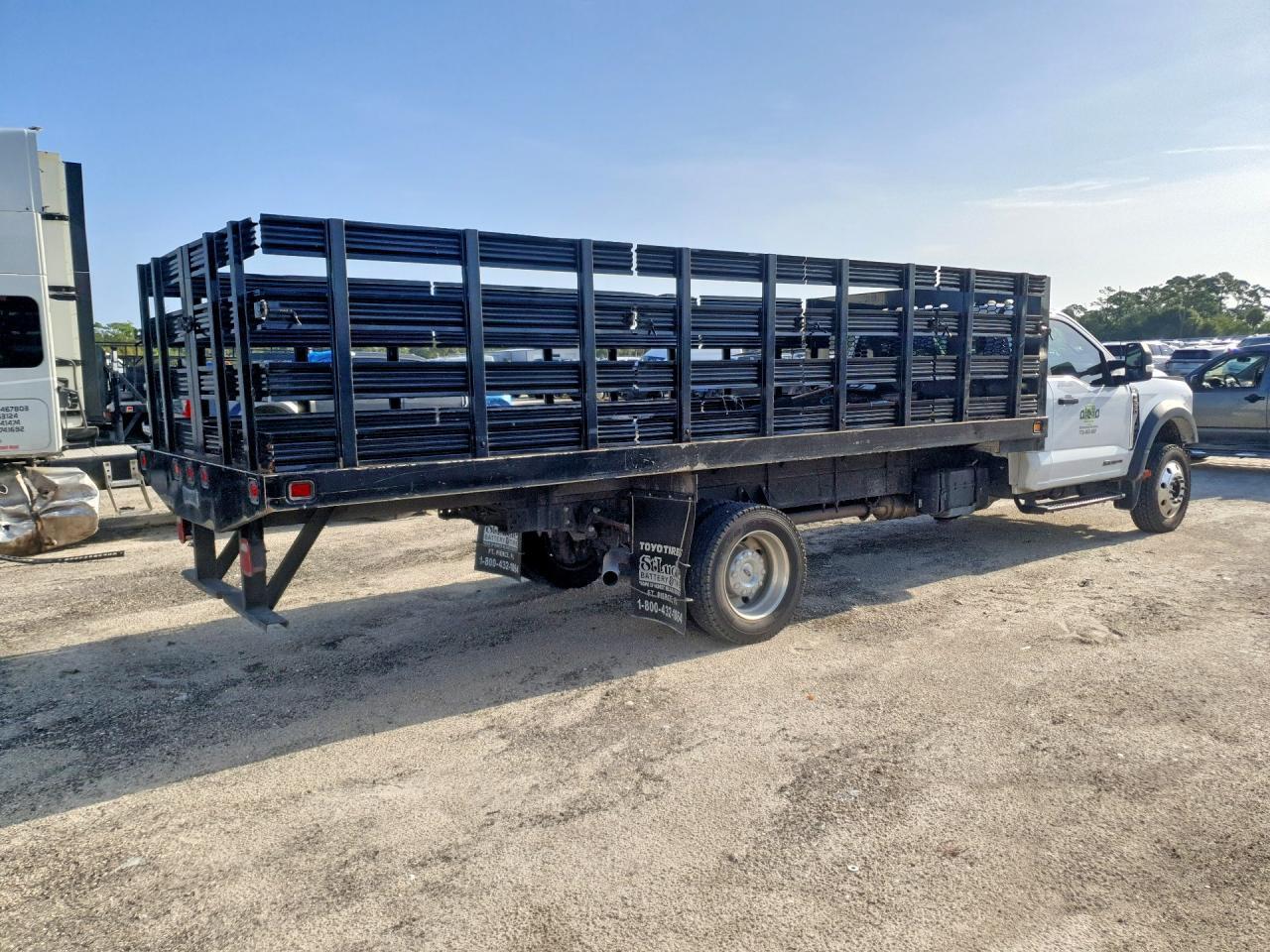 2024 FORD F550 SUPER DUTY — Фото 3 из 13