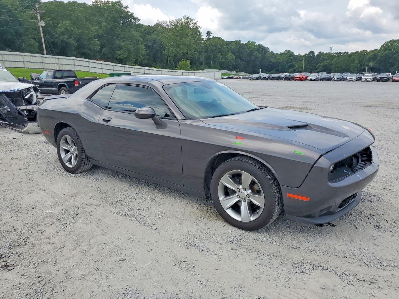 2018 DODGE CHALLENGER SXT — Фото 4 из 12