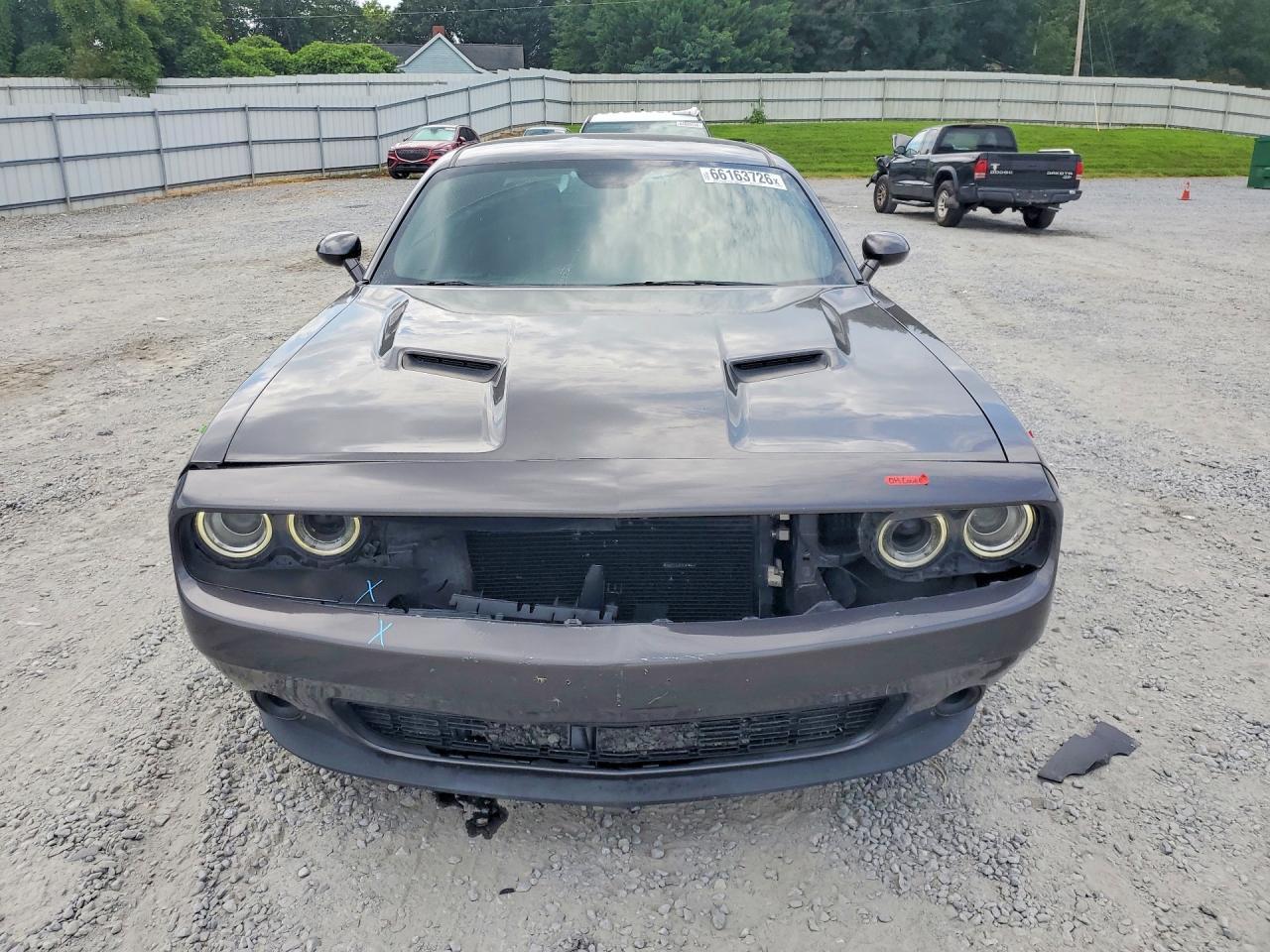 2018 DODGE CHALLENGER SXT — Фото 5 из 12