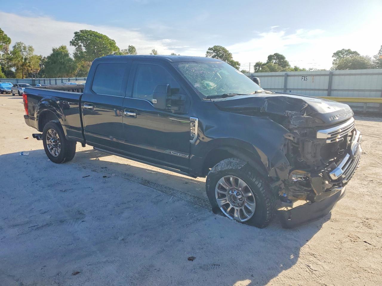 2021 FORD F250 SUPER DUTY — Фото 4 из 12