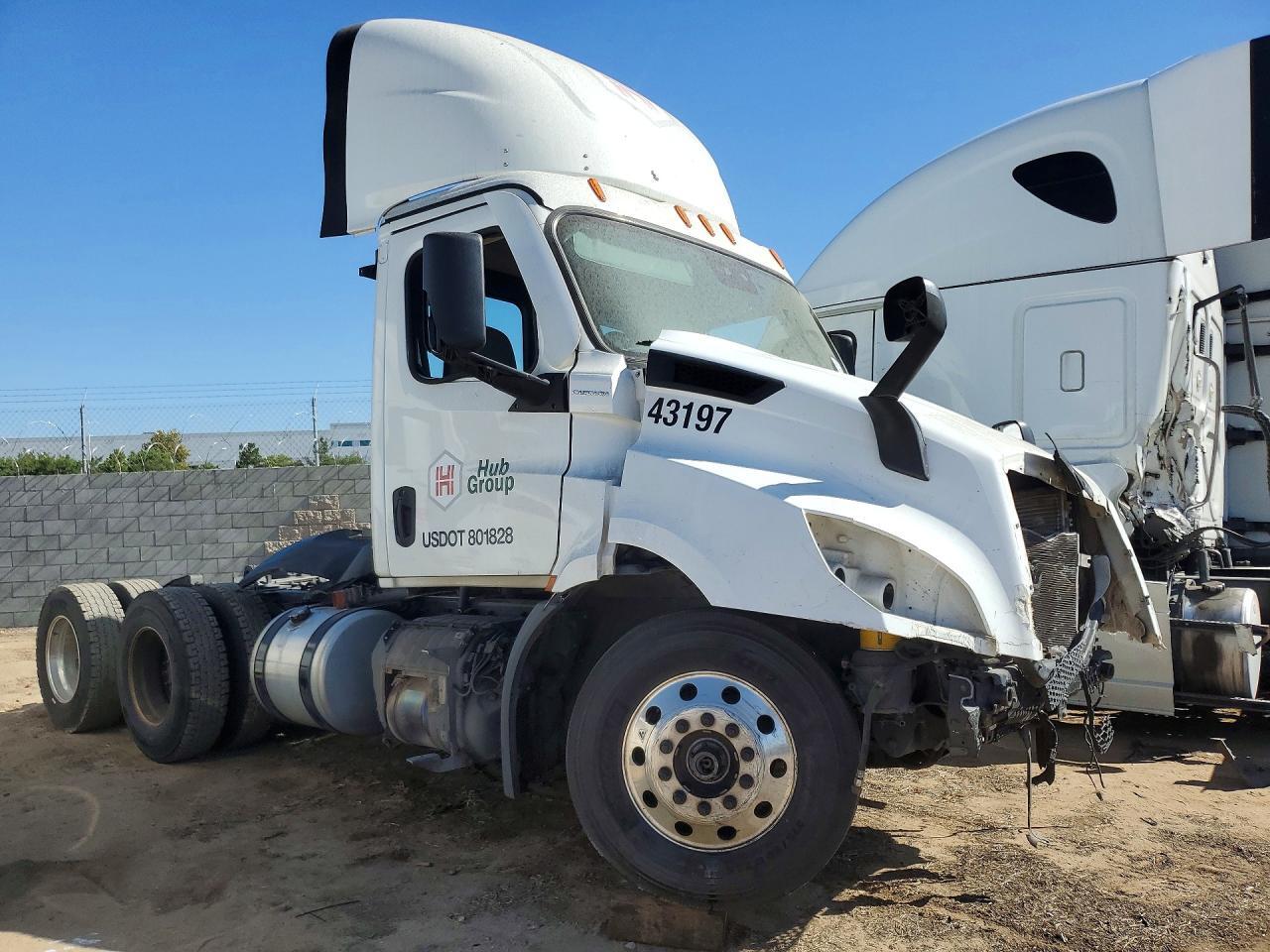 2023 FREIGHTLINER CASCADIA 116 SEMI TRUCK — Фото 4 из 12