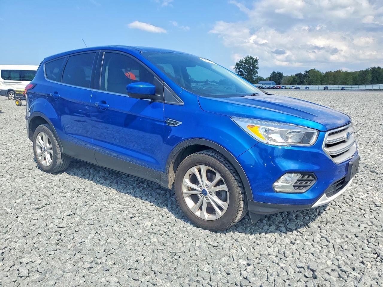 2019 FORD ESCAPE SE — Фото 4 из 13