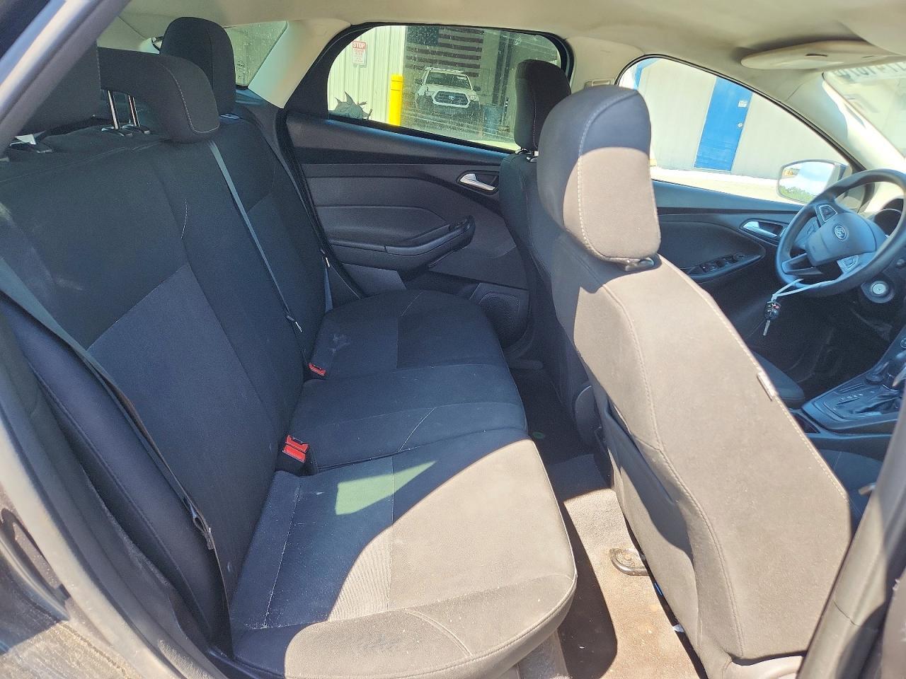 2018 FORD FOCUS SE — Фото 10 из 12