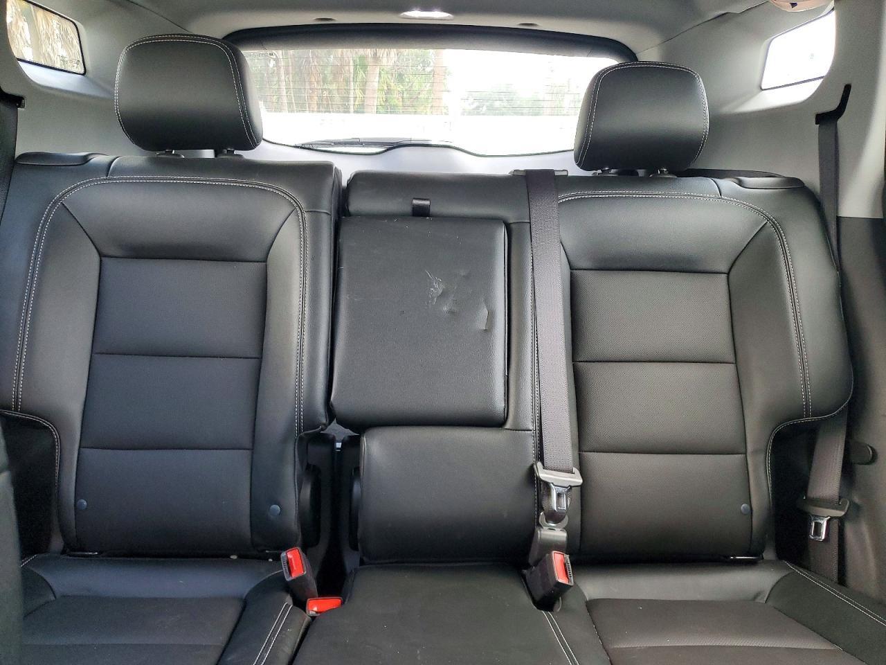 2023 GMC TERRAIN SLT — Фото 10 из 14