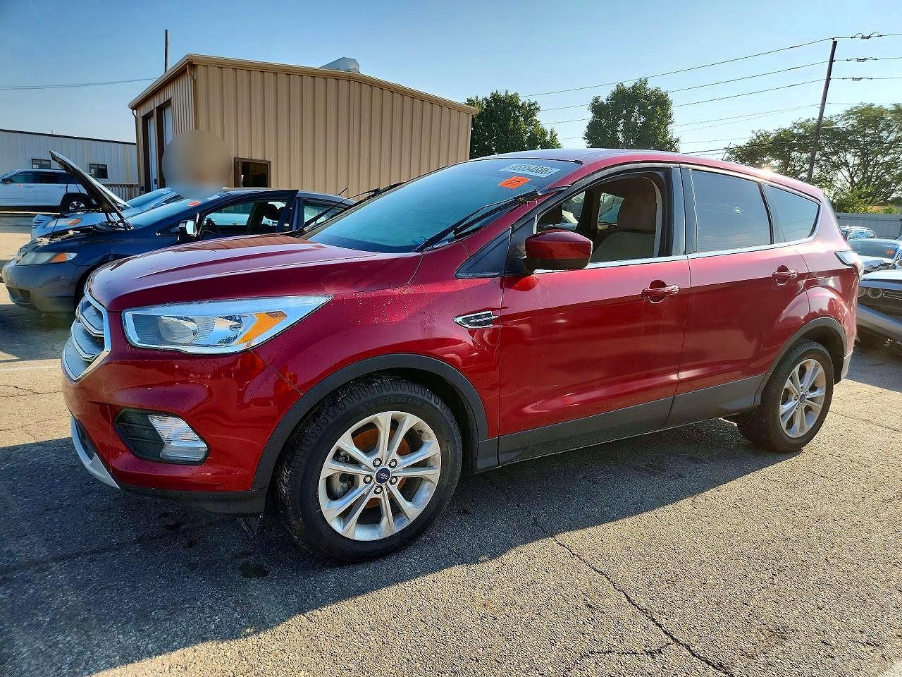 2017 FORD ESCAPE SE