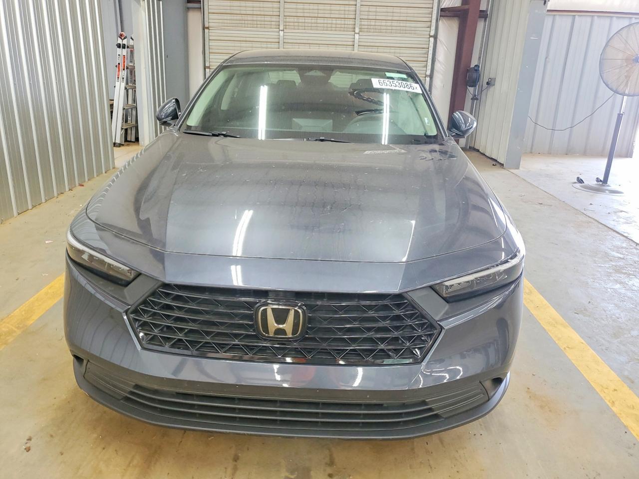 2025 HONDA ACCORD LX — Фото 5 из 12