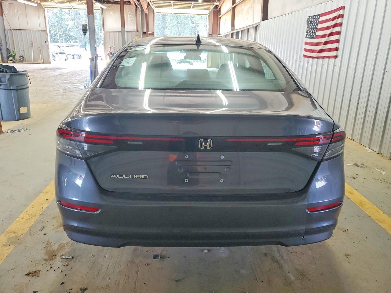 2025 HONDA ACCORD LX — Фото 6 из 12