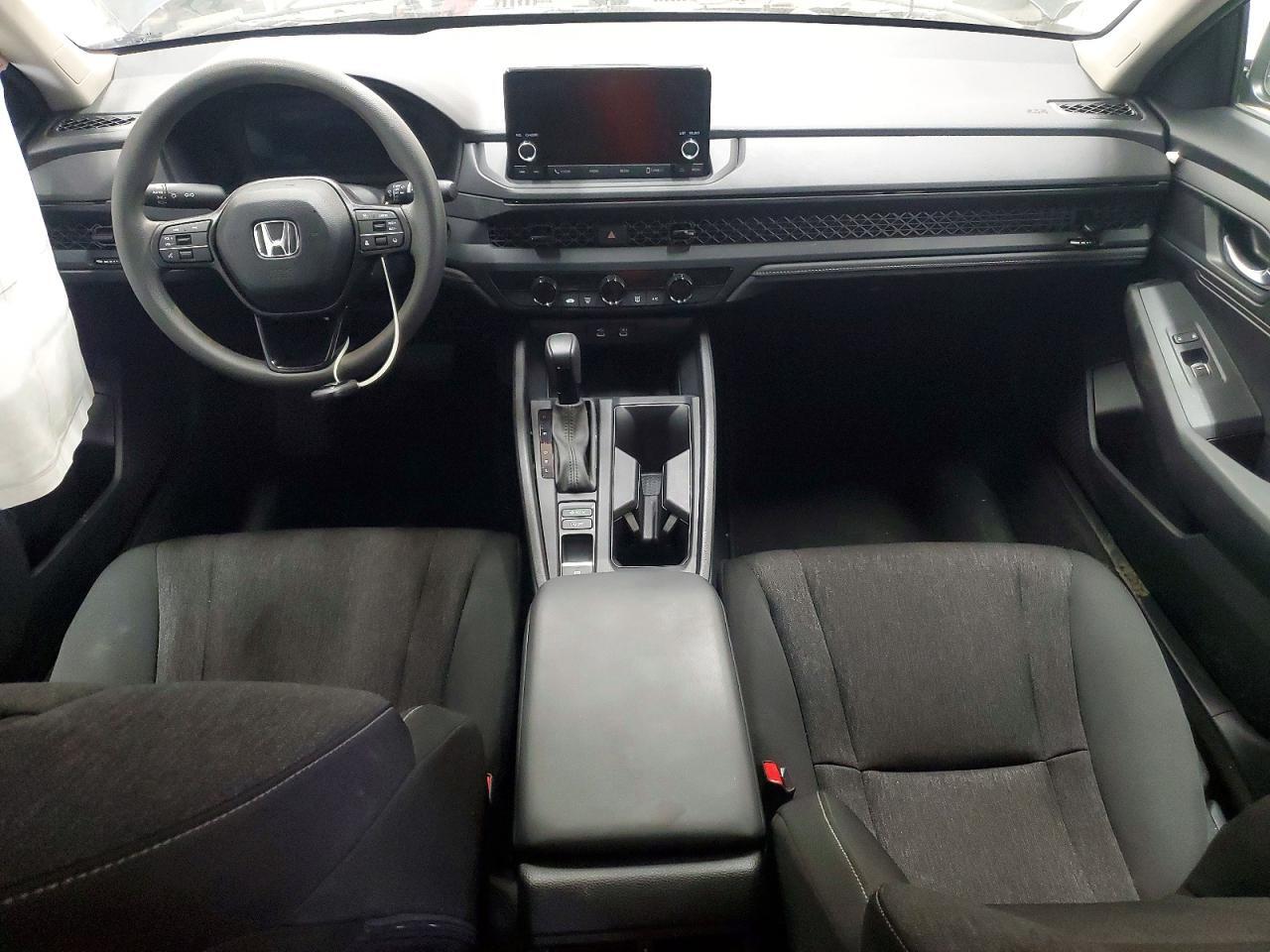 2025 HONDA ACCORD LX — Фото 8 из 12