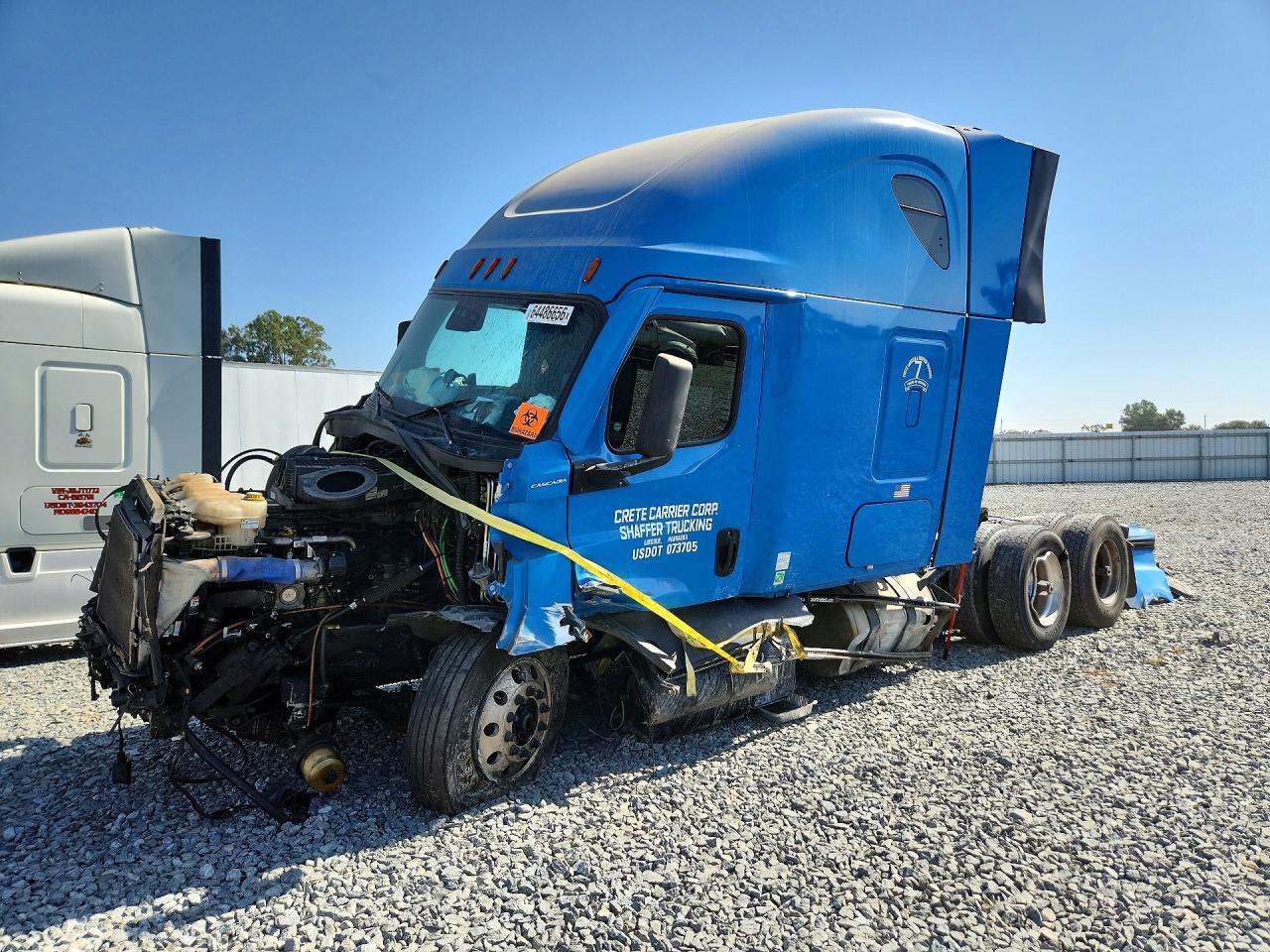 2021 FREIGHTLINER CASCADIA 1 - SEMI TRUCK