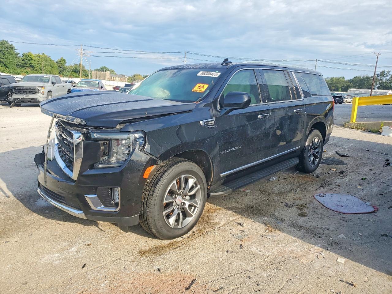 2021 GMC YUKON XL K1500 SLT