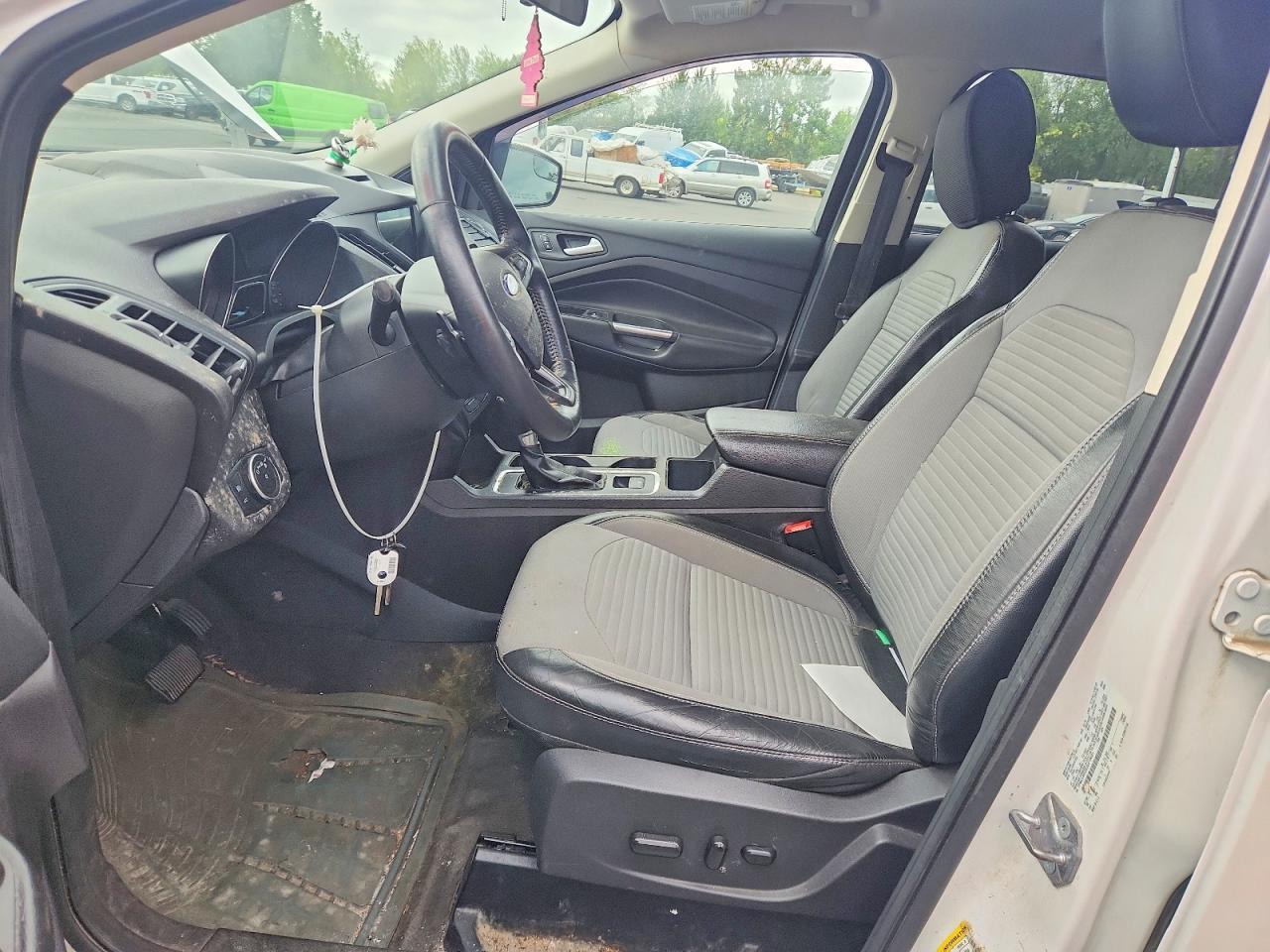 1FMCU9GD9JUC10021 2018 FORD ESCAPE photo no. 7