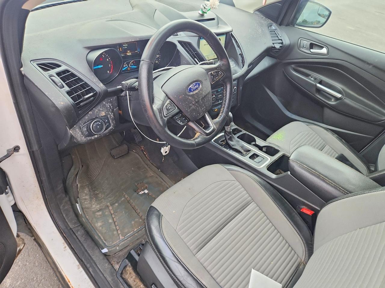 1FMCU9GD9JUC10021 2018 FORD ESCAPE photo no. 8