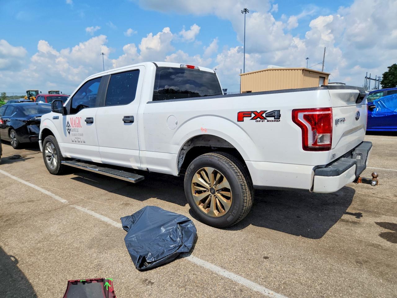 2017 FORD F150 SUPERCREW — Фото 2 из 12