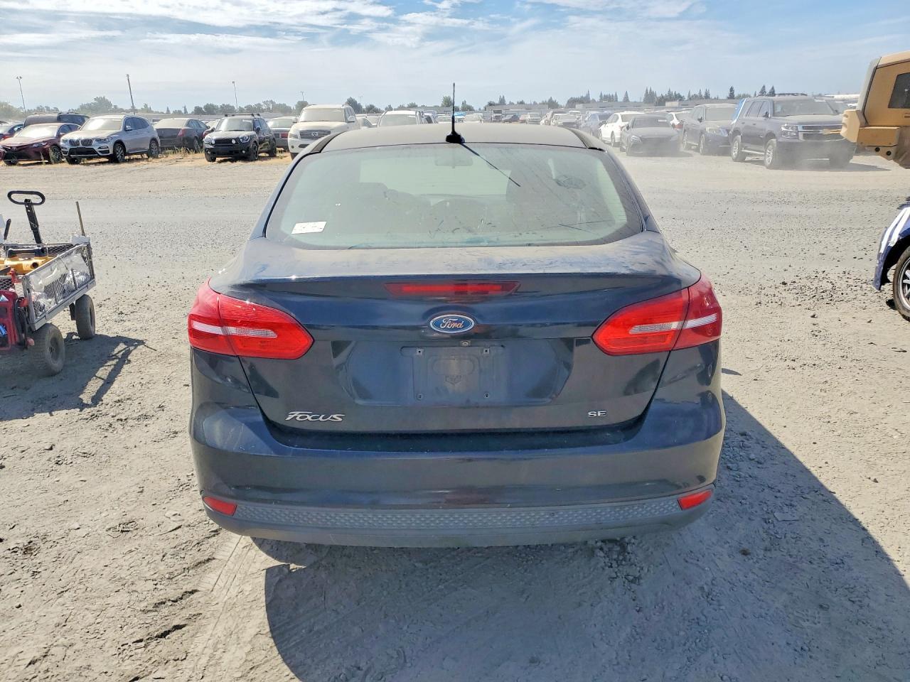 1FADP3F28FL301569 2015 FORD FOCUS photo no. 6