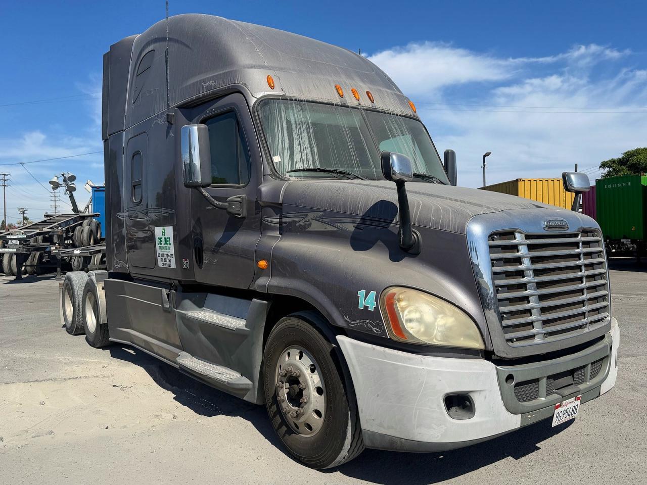 2013 FREIGHTLINER CASCADIA 125 3AKJGLDRXDSBZ4728