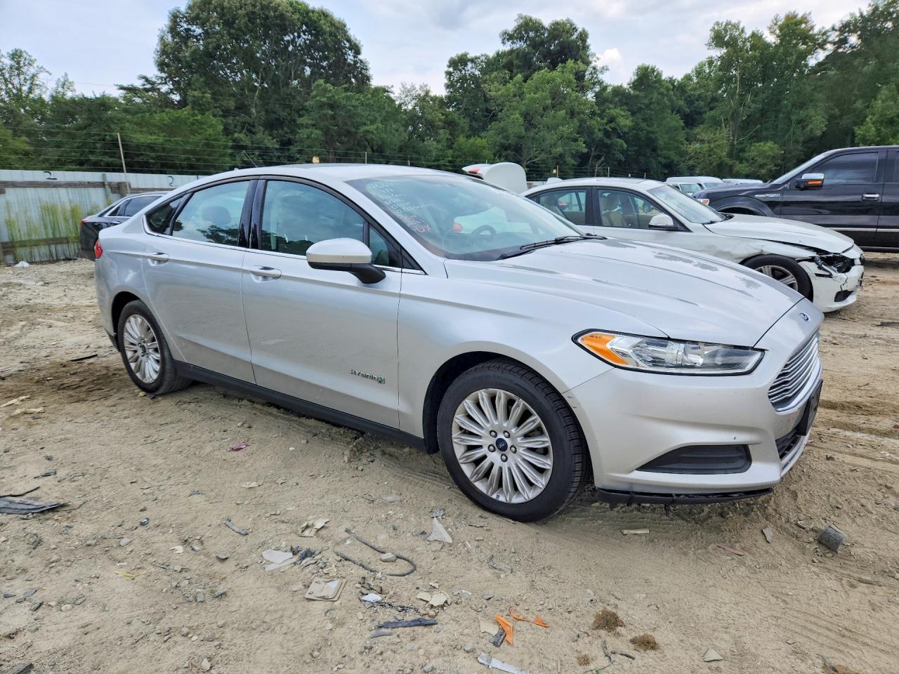 2014 FORD FUSION S HYBRID — Фото 4 из 13