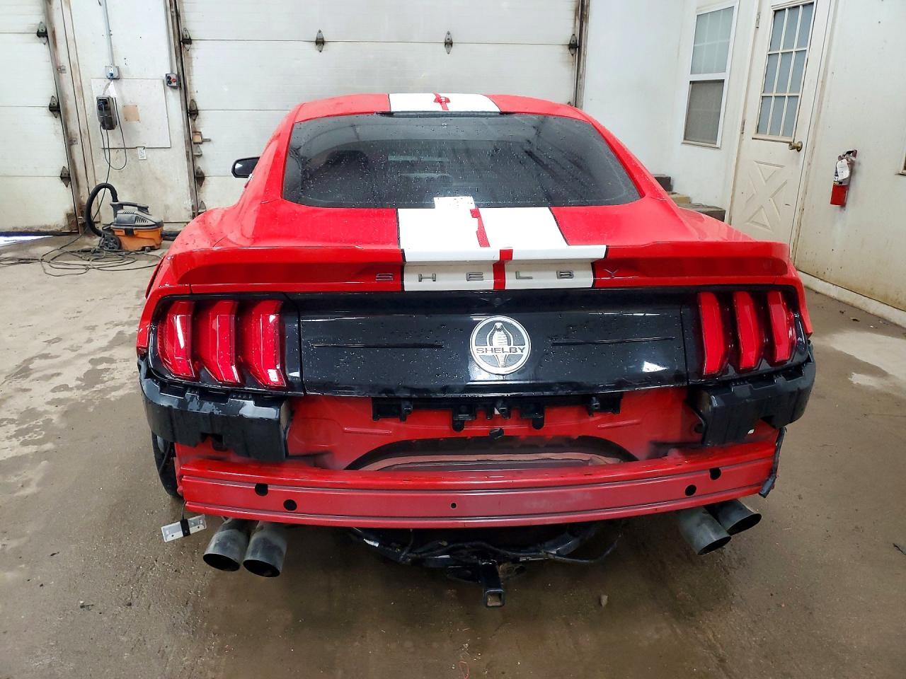 2019 FORD MUSTANG GT — Фото 6 из 13