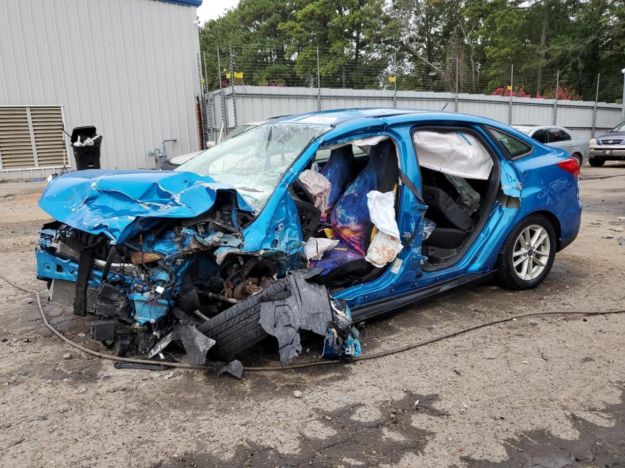 2017 FORD FOCUS 1FADP3F21HL209321